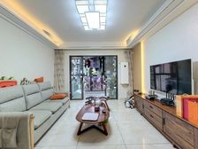 凤凰熙岸花园2期 地铁5号线 中间位置 精装修 房东诚意卖