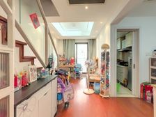 龙湖蔚澜香醍 2室2厅 72.08平