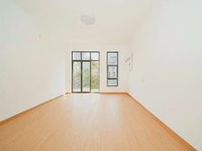 04年品质小区 业主诚意降价急售 小区中心位置采光十足带车位