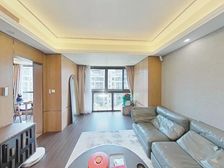 前城小洋房,有车位 ,采光无遮挡,安静,房东到价签字