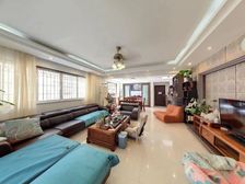 湖滨南路 禾祥东 南湖公园旁 南东西朝向,带露台,地铁