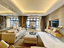 逸翠庄园(北区) 3室2厅2卫 精装修 188万元