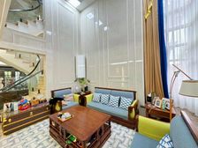 雍景湾独栋 刚装修好三年,因要出国,诚意出售