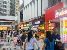 业主急售 东门百万人流量 白马服装批发城 转角 全款:90万