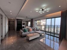 万科皇马郦宫东南 湖景四居 豪华装修满五住宅 诚心出售