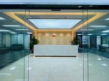 朝阳门商圈 丰联广场 精装修带家具 高区正对电梯 特价出租