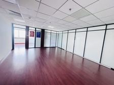 白石桥南地标 新出连层价出租丨国企金融办公 租三年半年