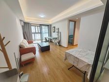 绿地新里波洛克公馆 次新房 高楼层视野好 商品住宅 车位充足