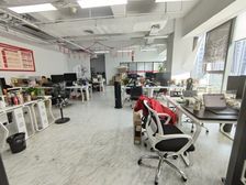 北五环精装办公室240平3双面采光楼下地铁特惠直租