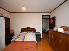 中间楼层,一梯两户,南北通透,适存房,近西郊百联,河景房