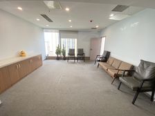 河埒口 滨湖万达 精装150平 4加1格局 落地窗视野好实拍