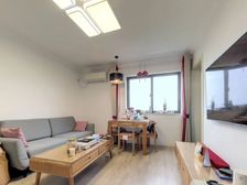 精装修5年边套全民户型视野好,拎包入住