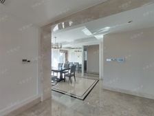 雅戈尔长风8号南朝向3居2卫带有花园靠谱出售