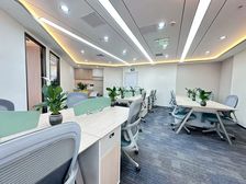 润世中心 精装修 带家具 户型方正 特价房源 地标建筑采光好