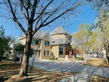 碧水庄园 南入院 南花园 占地2300平米独栋