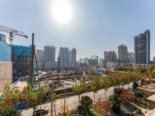 真实在售,融创外滩,业主出国急售,随时可看,带车位,价格可谈