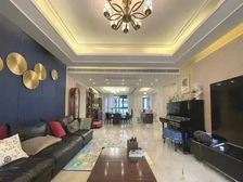 2012徐汇中凯城市之光 产权车位 板式南北通四房 豪装诚售