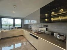 张江低容积洋房,小区带会所泳池,现总价500万起!!!