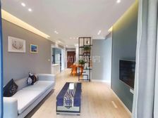 观月轻轨站旁四房 可住家 可做生意