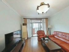 电梯三楼,低总价,接受置换,板式三开间朝南,有钥匙随时看,