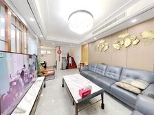 全新精装自住保养好 满五 带二车位 中空调带地暖