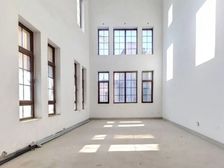 中海尚湖世家,中间位置毛坯纯独栋