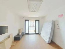 嘉定新城 板块 紧靠轻轨口 周边商业完善 户型好 诚心出