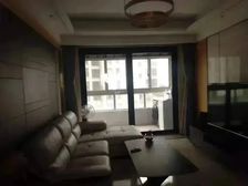 龙湖天璞大三房,中间楼层,房源采光好,南北通透,业主诚意出