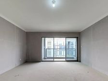 纯玻璃幕墙,洋房社区,高楼层视野开阔。急卖省税