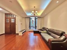 闵行华漕南向别墅 满五181平四房 总价1400万