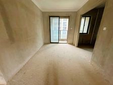 琥珀园一期洋房捡漏!看中的话118万左右也能卖,需要来电联系