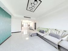 东南实验,东南智汇城5号院,精装三室,185万,可谈,详询我