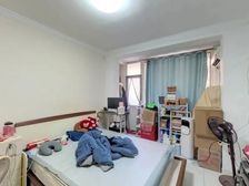 高华小区 独门独户 精装修一楼带院子