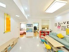 地铁500米,精装修两居室,學区未用,可拎包入住。