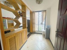 柏丽华庭 近 商品房 带电梯 中间楼层 满五 随时看房