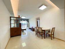 华润润溪山 精装 南向采光好绿化好 95平3房2卫