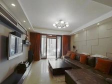 新上笋盘 06年品质小区 全明户型 位置 诚意出售 看房方便