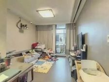 带车位,价格嘎嘎真实,小区还是人车分流的,看中可谈!