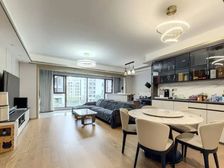 悦茏雅苑 145.79平4居 南北向精装修 着急出售