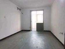 临地铁 公交出行方便低楼层阳面一室可罗户