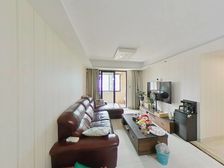 阳光城愉景湾 3室2厅1卫 豪华装修 410万元