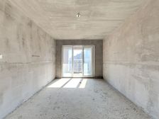 地铁口嘉宇银杉 朝南小三房 清水毛坯 视野开阔无遮挡