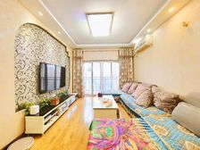 高楼层采光充足 近医院 产权清晰 临地铁 有电梯