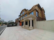 梅溪湖一期地铁口,振业城别墅 送全明地下室 送花园 价格好谈