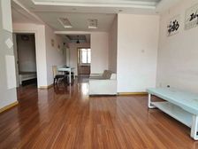 茸绣苑中间楼层三房 南北通透采光很好 空关有钥匙 随时看房