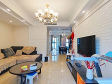 奥园商圈旁 出门即商圈 精装洋房总高7层 领包入住