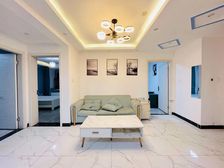 九号线旁(次新小区) 温馨三房 电梯景观楼层 免增 税带车位