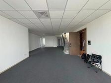 滨江凯旋门三期,一线江景,俯瞰天地,一览众山小