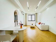 临地铁 中间楼层 次新房 产权清晰 南北通透 看房随时