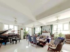 正南 碧水庄园 4室2厅 豪华装修